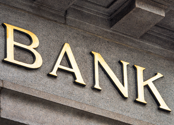 How Cryptocurrency is Transforming Traditional Banking